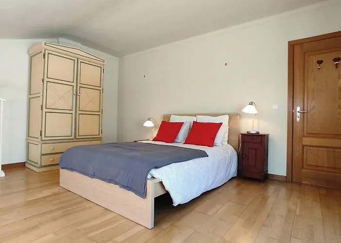 Seaside Escape Apartment *